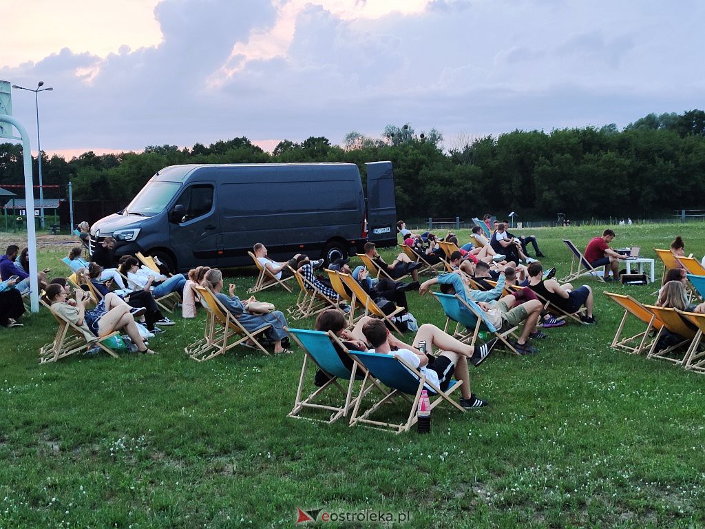 Kino letnie w Ostrołęce [17.07.2021] - zdjęcie #16 - eOstroleka.pl
