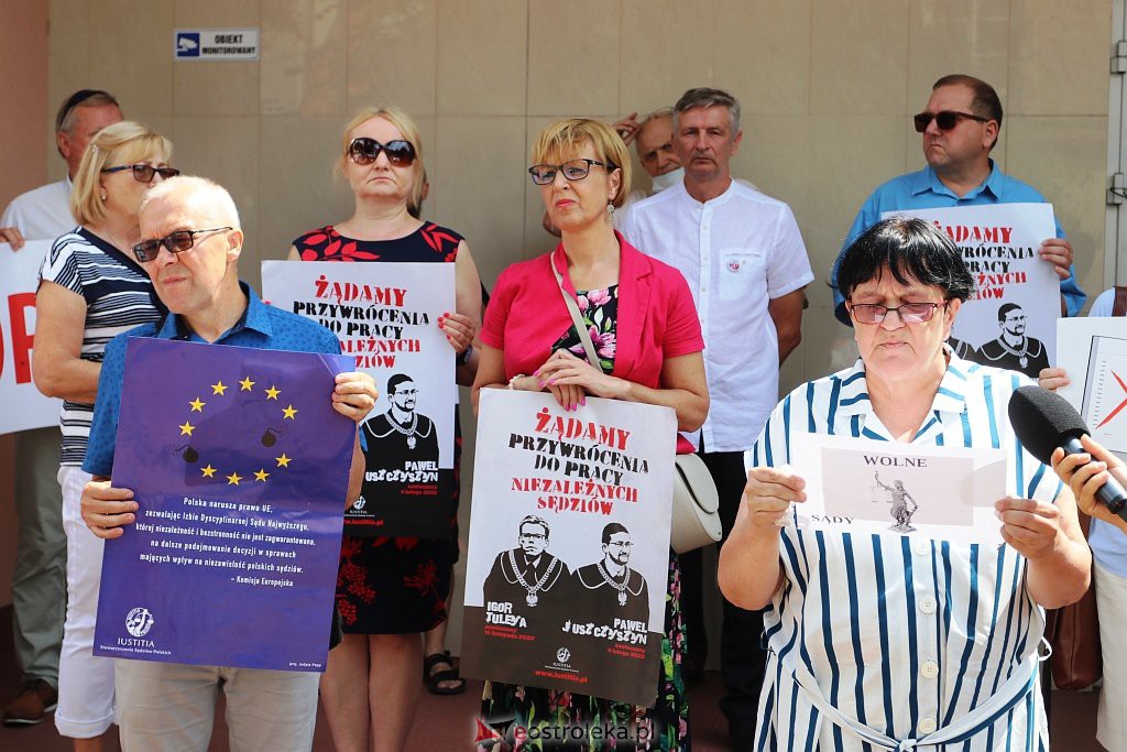 Protest sędziów w Ostrołęce [18.07.2021] - zdjęcie #28 - eOstroleka.pl