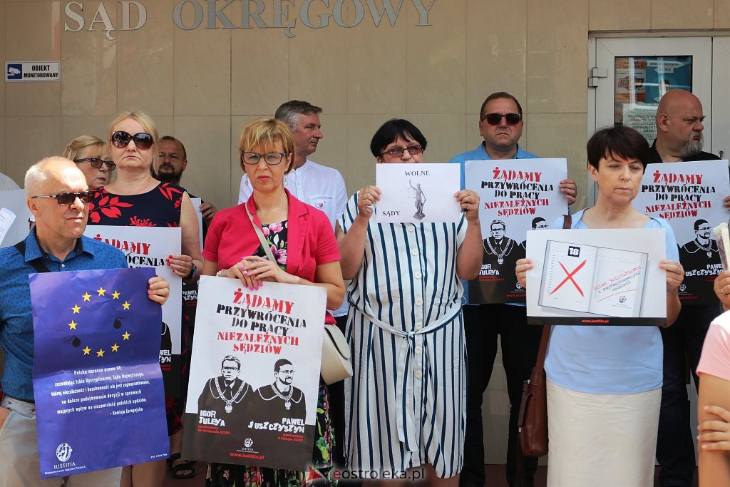 Protest sędziów w Ostrołęce [18.07.2021] - zdjęcie #31 - eOstroleka.pl