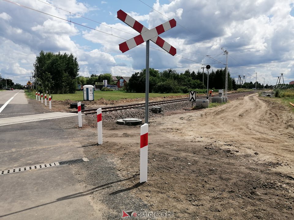 Przejazd kolejowy w Ławach już po przebudowie [20.07.2021] - zdjęcie #15 - eOstroleka.pl