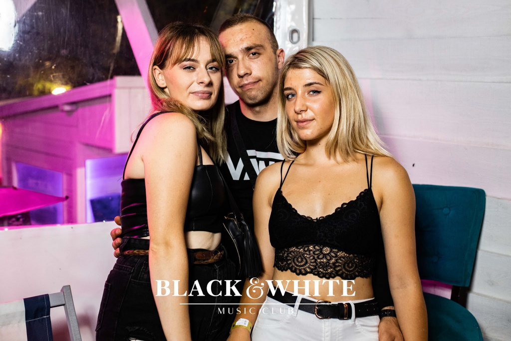 Gorąca impreza z Power Boy’em w Clubie Black&White [17.07.2021] - zdjęcie #19 - eOstroleka.pl