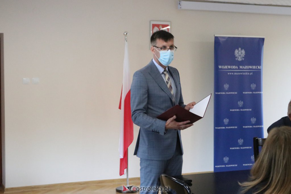 Uroczystość podpisania umów w ramach Rządowego Funduszu Rozwoju Dróg z samorządami z regionu ostrołęckiego [23.07.2021] - zdjęcie #6 - eOstroleka.pl