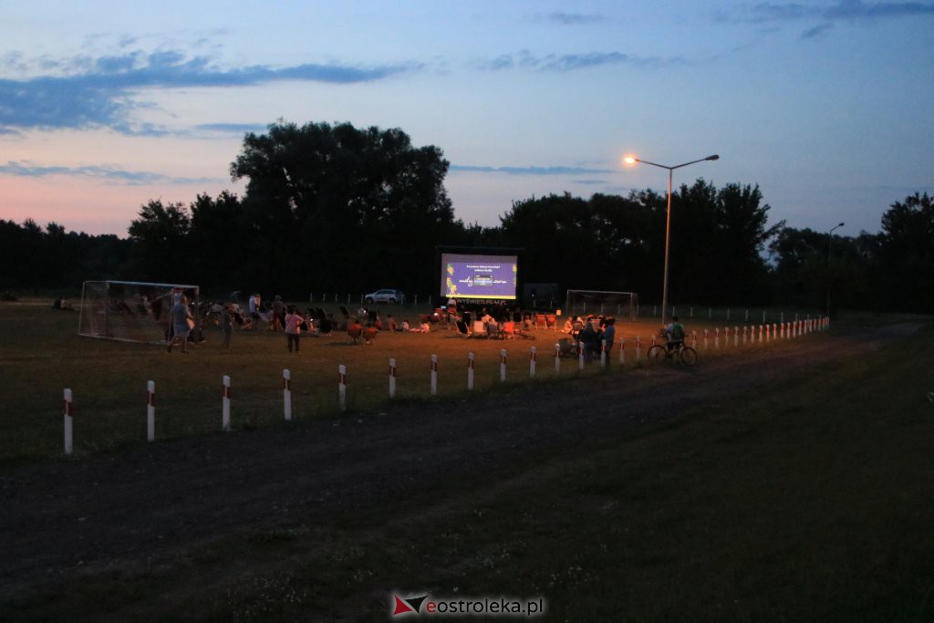 Kino plenerowe nad Narwią i film „Baby-Driver” [24.07.2021] - zdjęcie #19 - eOstroleka.pl