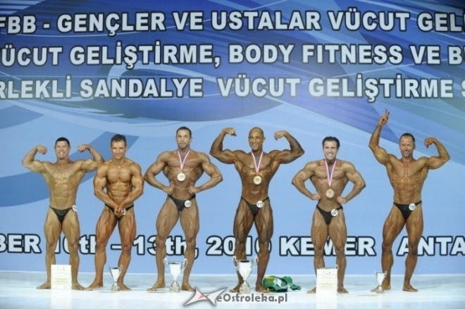Mistrzostwa Świata Juniorów i Weteranów w Kulturystyce i Fitness - Turcja (10-13.12.2010) - zdjęcie #395 - eOstroleka.pl