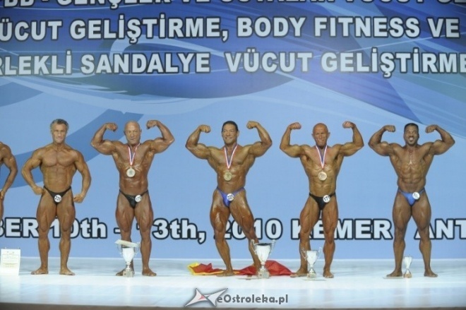 Mistrzostwa Świata Juniorów i Weteranów w Kulturystyce i Fitness - Turcja (10-13.12.2010) - zdjęcie #74 - eOstroleka.pl