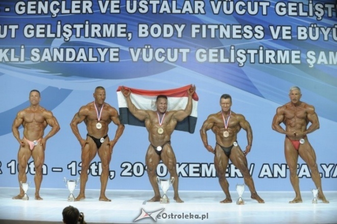 Mistrzostwa Świata Juniorów i Weteranów w Kulturystyce i Fitness - Turcja (10-13.12.2010) - zdjęcie #63 - eOstroleka.pl