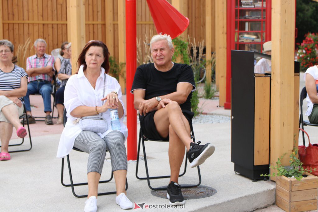 Rzekuń: Spotkania w tężni i koncert Adama Wołosza [25.07.2021] - zdjęcie #12 - eOstroleka.pl