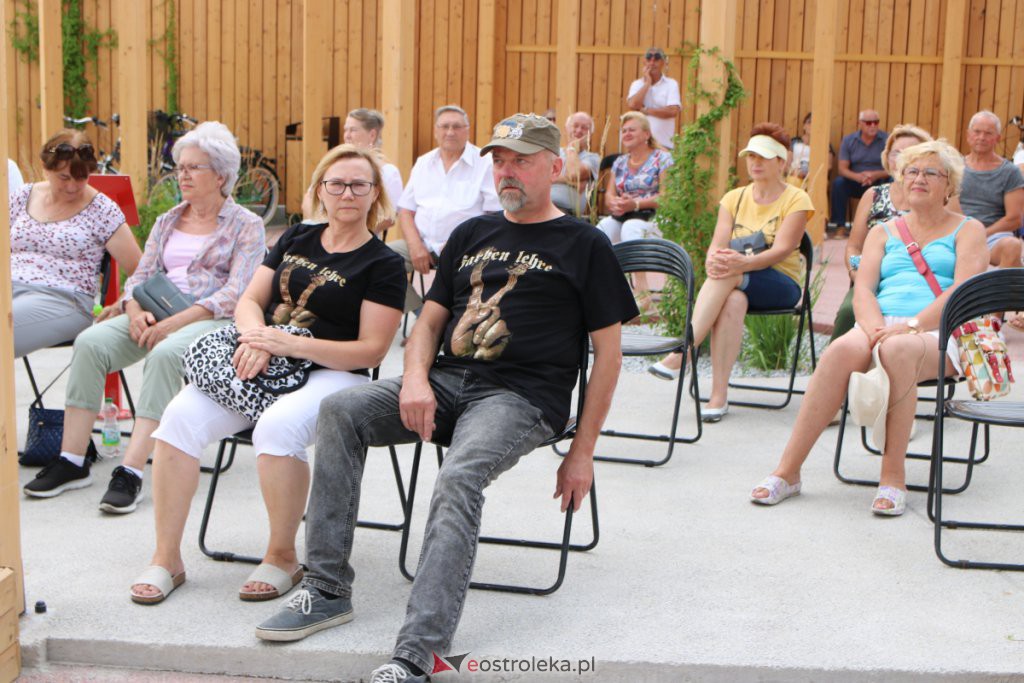 Rzekuń: Spotkania w tężni i koncert Adama Wołosza [25.07.2021] - zdjęcie #11 - eOstroleka.pl