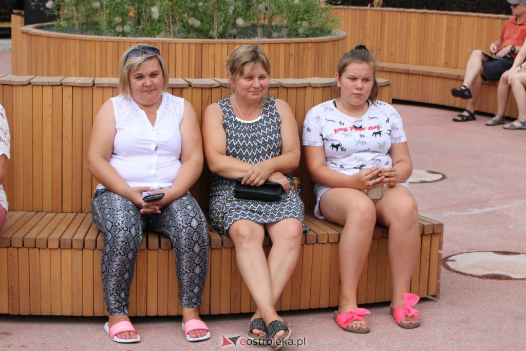 Rzekuń: Spotkania w tężni i koncert Adama Wołosza [25.07.2021] - zdjęcie #5 - eOstroleka.pl