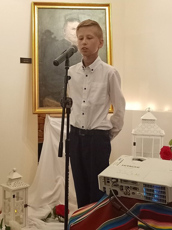 Noc Poezji w myszynieckiej dzwonnicy. W hołdzie ks. Skierkowskiemu [21.07.2021] - zdjęcie #31 - eOstroleka.pl