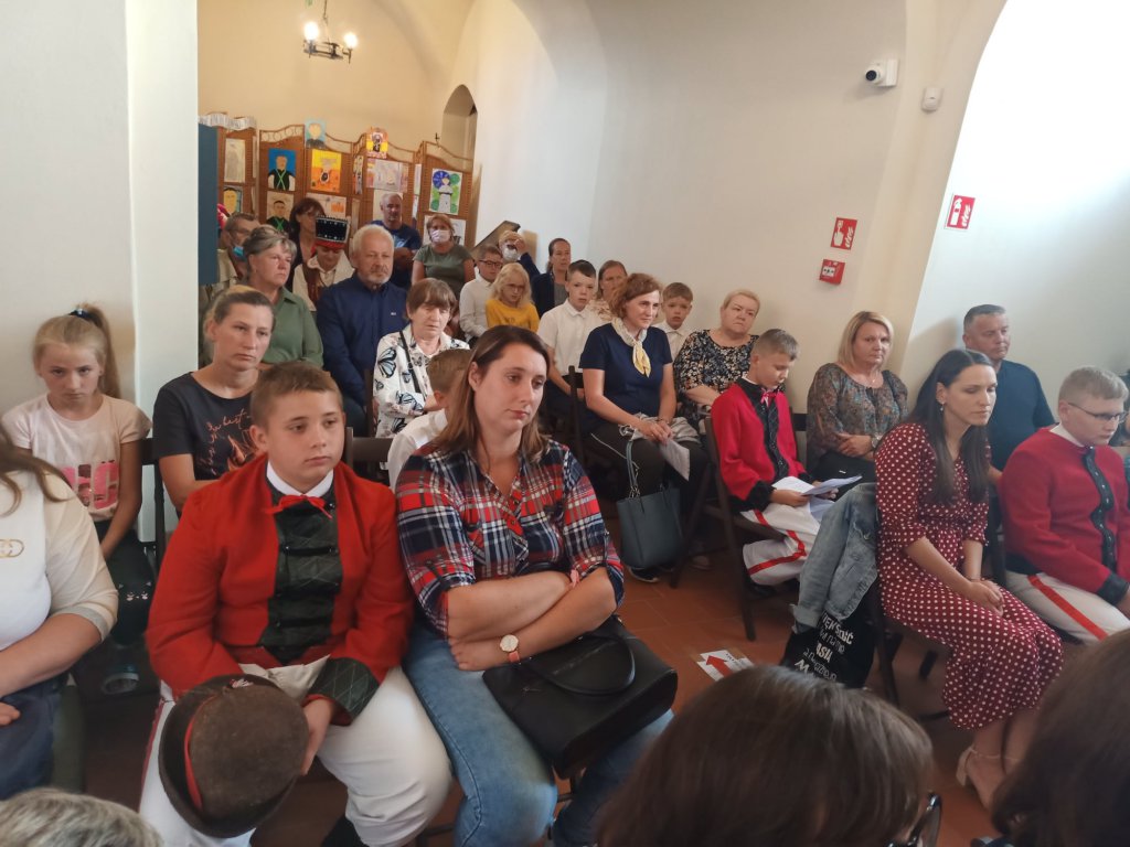 Noc Poezji w myszynieckiej dzwonnicy. W hołdzie ks. Skierkowskiemu [21.07.2021] - zdjęcie #30 - eOstroleka.pl