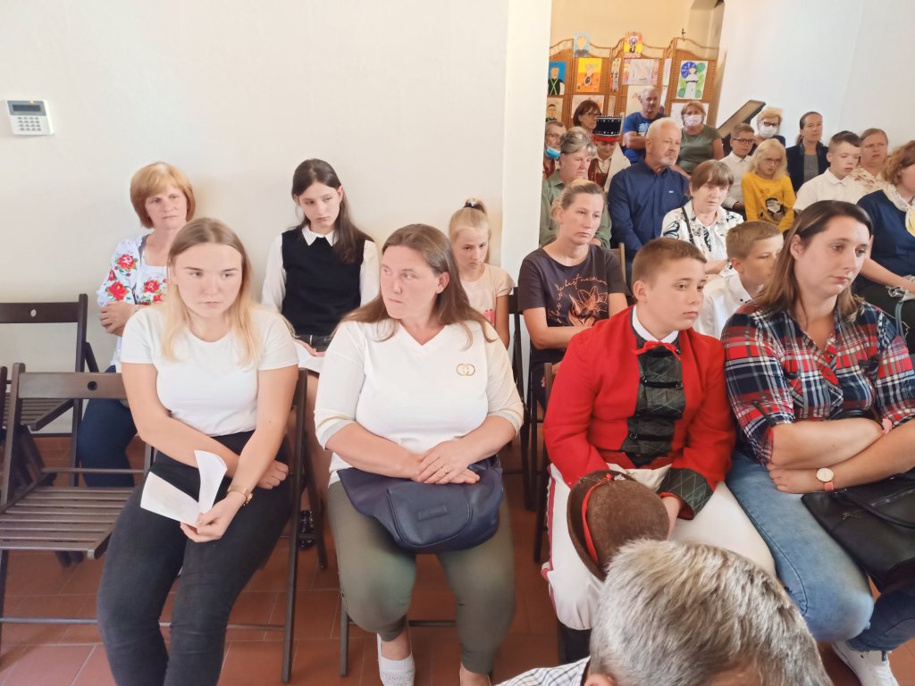 Noc Poezji w myszynieckiej dzwonnicy. W hołdzie ks. Skierkowskiemu [21.07.2021] - zdjęcie #2 - eOstroleka.pl