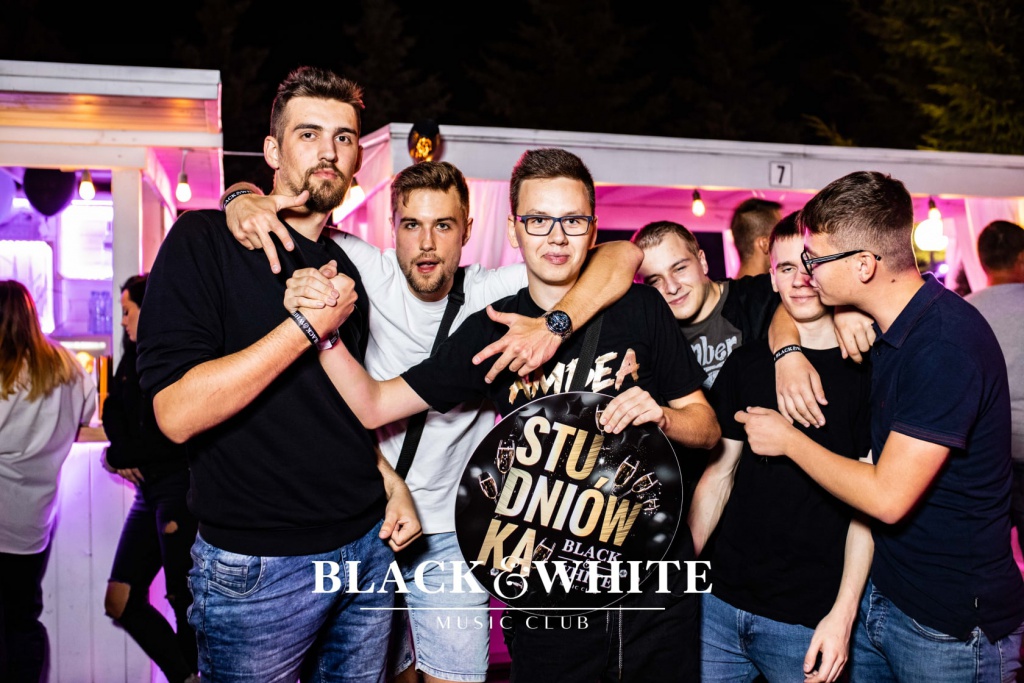 Studniówka z Cypisem w Clubie Black&White [23.07.2021] - zdjęcie #2 - eOstroleka.pl