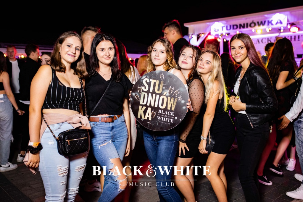 Studniówka z Cypisem w Clubie Black&White [23.07.2021] - zdjęcie #59 - eOstroleka.pl