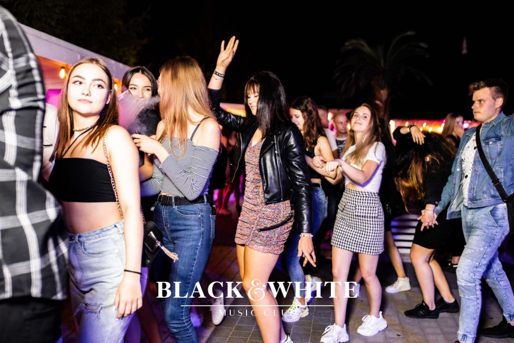 Studniówka z Cypisem w Clubie Black&White [23.07.2021] - zdjęcie #47 - eOstroleka.pl