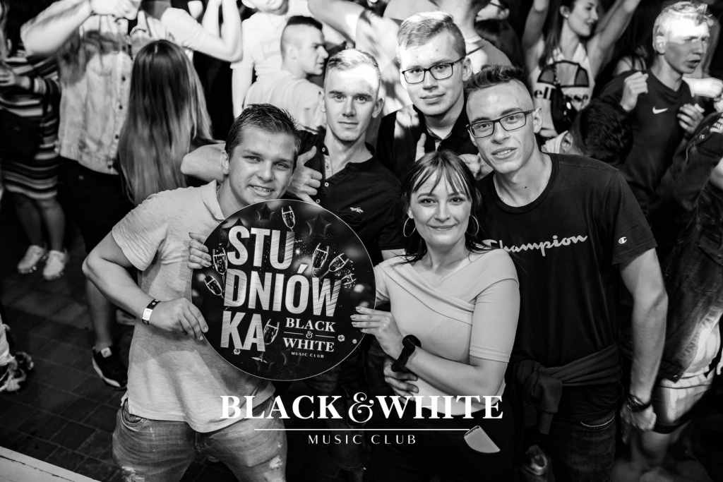 Studniówka z Cypisem w Clubie Black&White [23.07.2021] - zdjęcie #38 - eOstroleka.pl