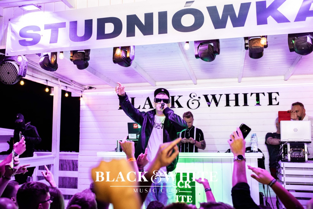 Studniówka z Cypisem w Clubie Black&White [23.07.2021] - zdjęcie #20 - eOstroleka.pl