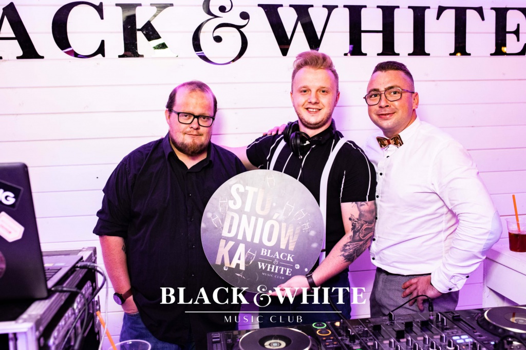 Studniówka z Cypisem w Clubie Black&White [23.07.2021] - zdjęcie #11 - eOstroleka.pl