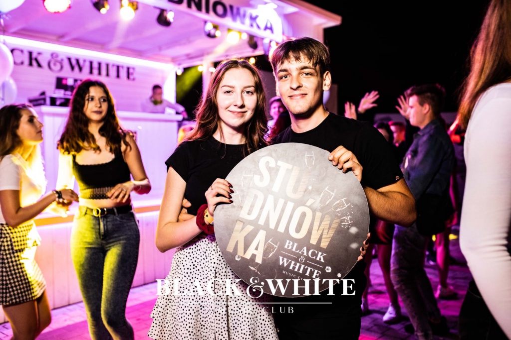 Studniówka z Cypisem w Clubie Black&White [23.07.2021] - zdjęcie #8 - eOstroleka.pl