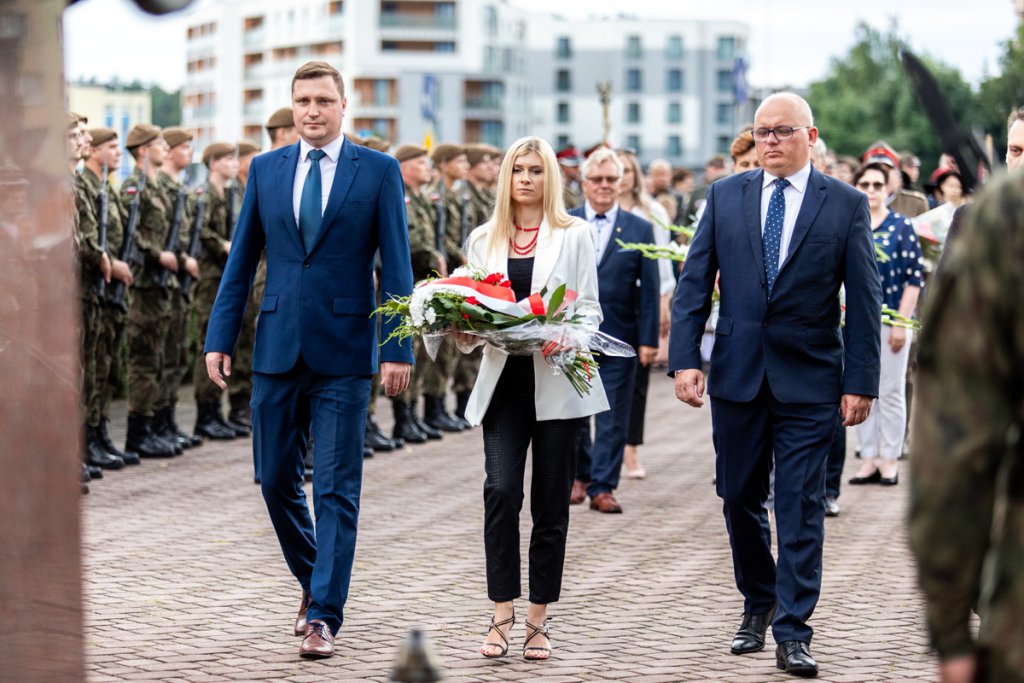 Miejskie uroczystości 77. rocznicy wybuchu Powstania Warszawskiego [01.08.2021] - zdjęcie #12 - eOstroleka.pl