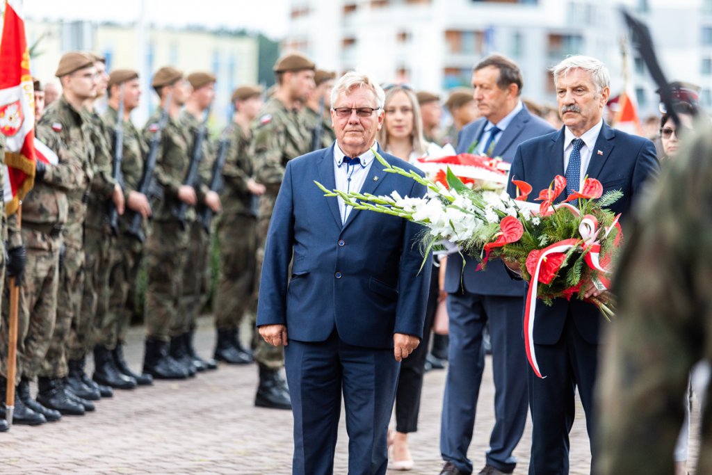 Miejskie uroczystości 77. rocznicy wybuchu Powstania Warszawskiego [01.08.2021] - zdjęcie #8 - eOstroleka.pl