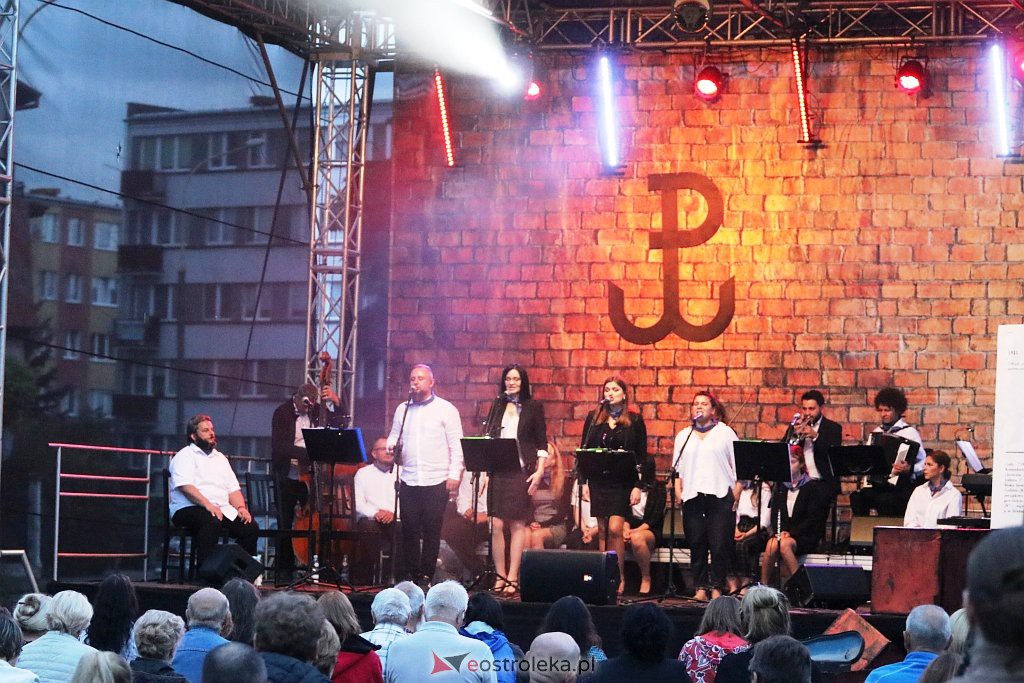 Koncert Ostrołęka Powstańcom Warszawskim [01.08.2021] - zdjęcie #47 - eOstroleka.pl