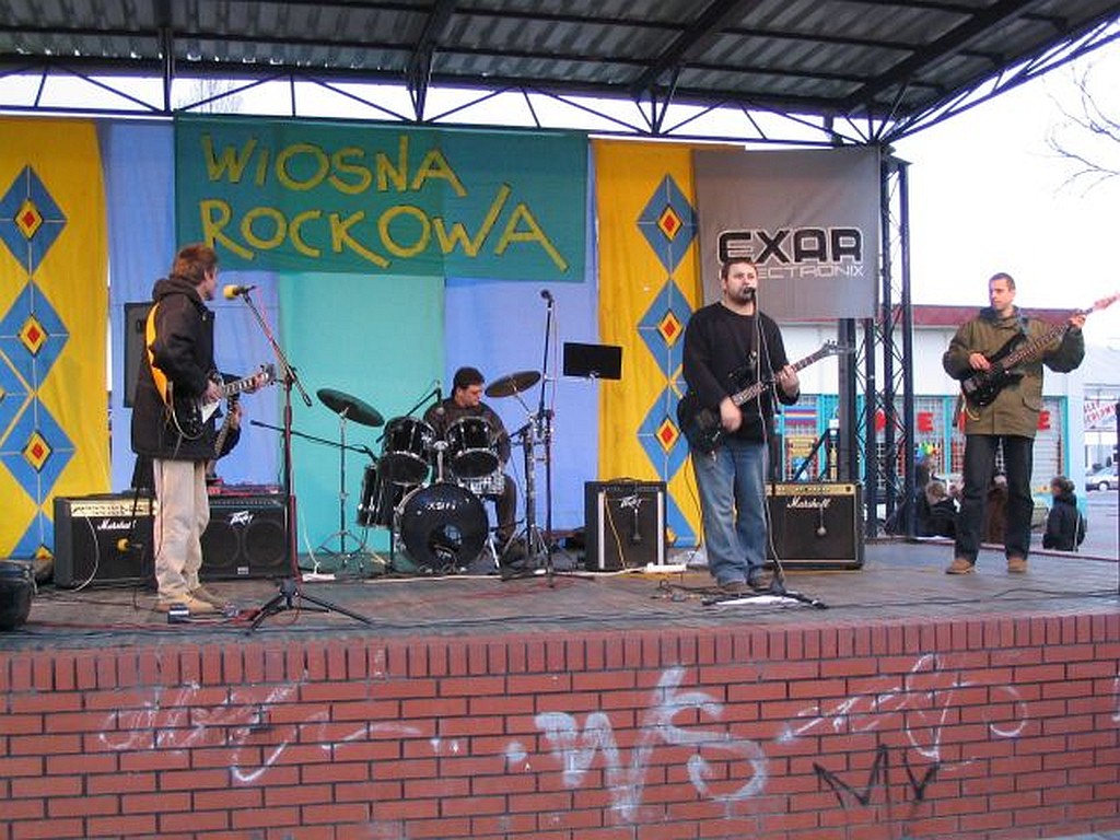 Wiosna Rockowa 2004 - Ostrołęka - zdjęcie #11 - eOstroleka.pl