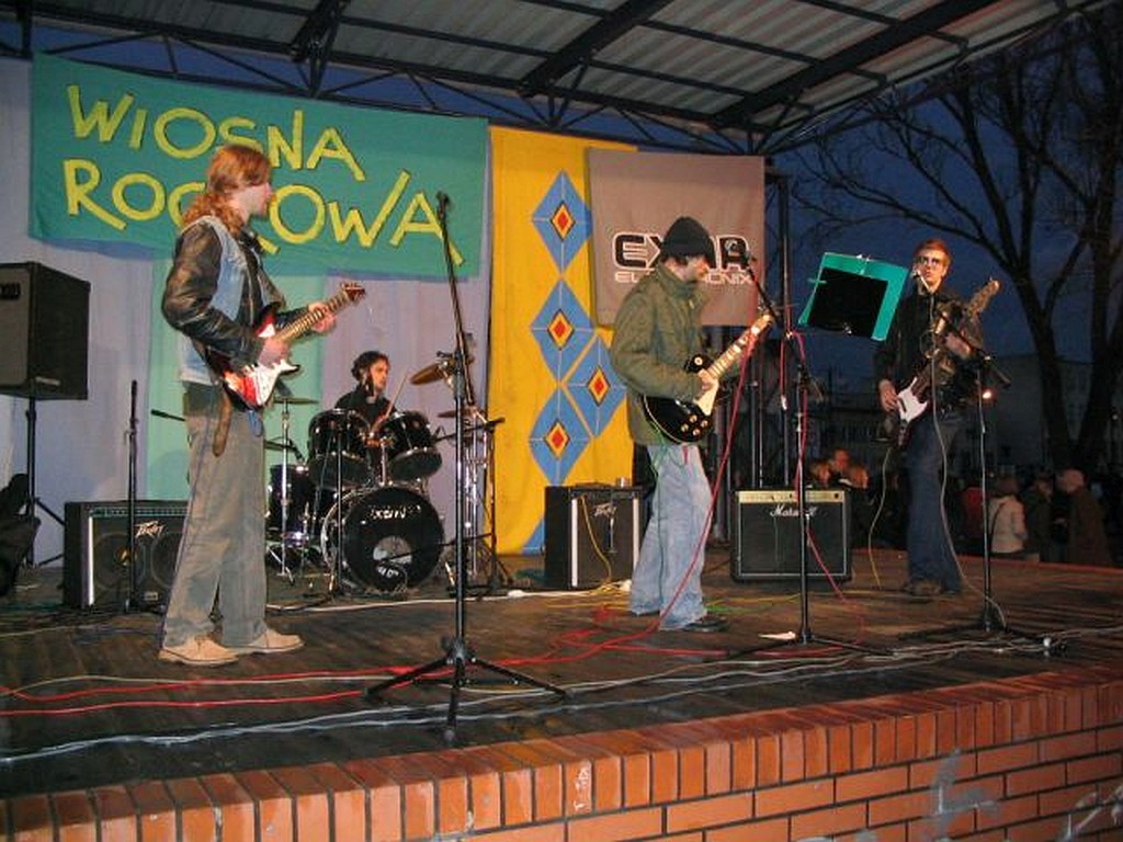 Wiosna Rockowa 2004 - Ostrołęka - zdjęcie #15 - eOstroleka.pl