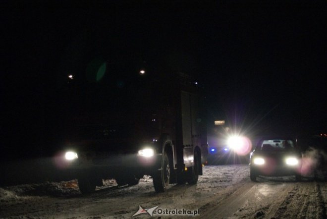 Wypadek w Łęgu Przedmiejskim (22.12.2010) - zdjęcie #1 - eOstroleka.pl