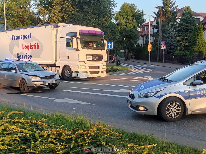 Wypadek przy wjeździe na most w Ostrołęce [09.08.2021] - zdjęcie #9 - eOstroleka.pl