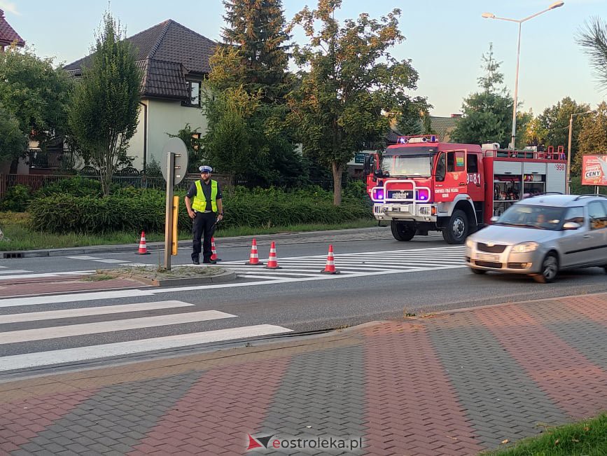 Wypadek przy wjeździe na most w Ostrołęce [09.08.2021] - zdjęcie #12 - eOstroleka.pl