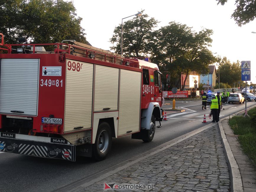 Wypadek przy wjeździe na most w Ostrołęce [09.08.2021] - zdjęcie #16 - eOstroleka.pl