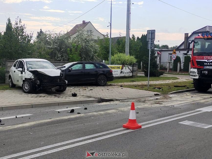 Wypadek w Zamościu [11.08.2021] - zdjęcie #11 - eOstroleka.pl