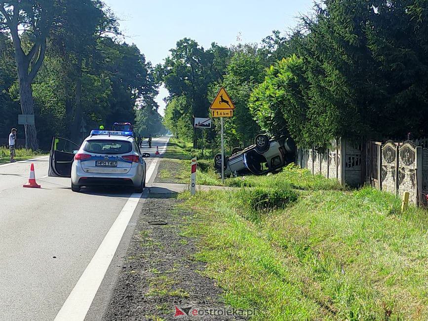 Wypadek w Rabędach [13.08.2021] - zdjęcie #6 - eOstroleka.pl