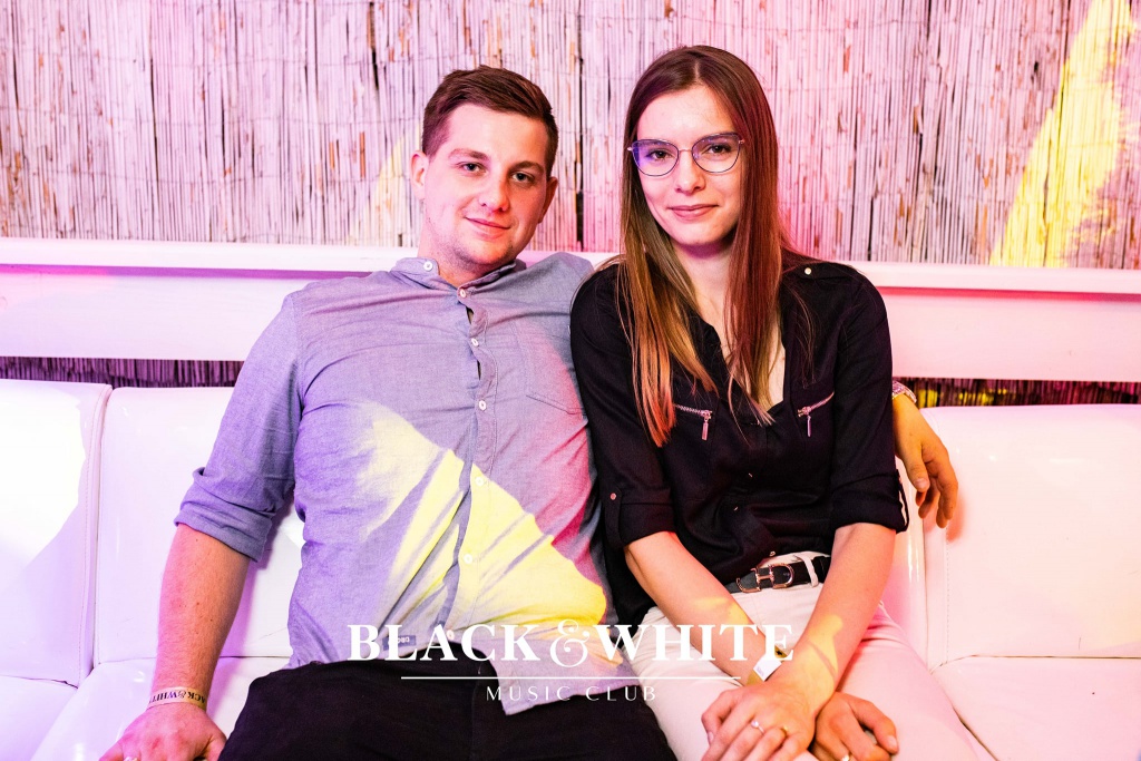 Szalone okularnice w Clubie Black&White [07.08.2021] - zdjęcie #7 - eOstroleka.pl