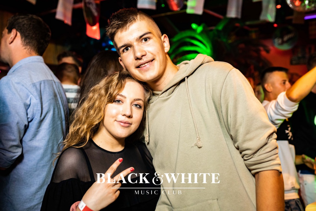 Wac Toja w Clubie Black&White [06.08.2021] - zdjęcie #2 - eOstroleka.pl