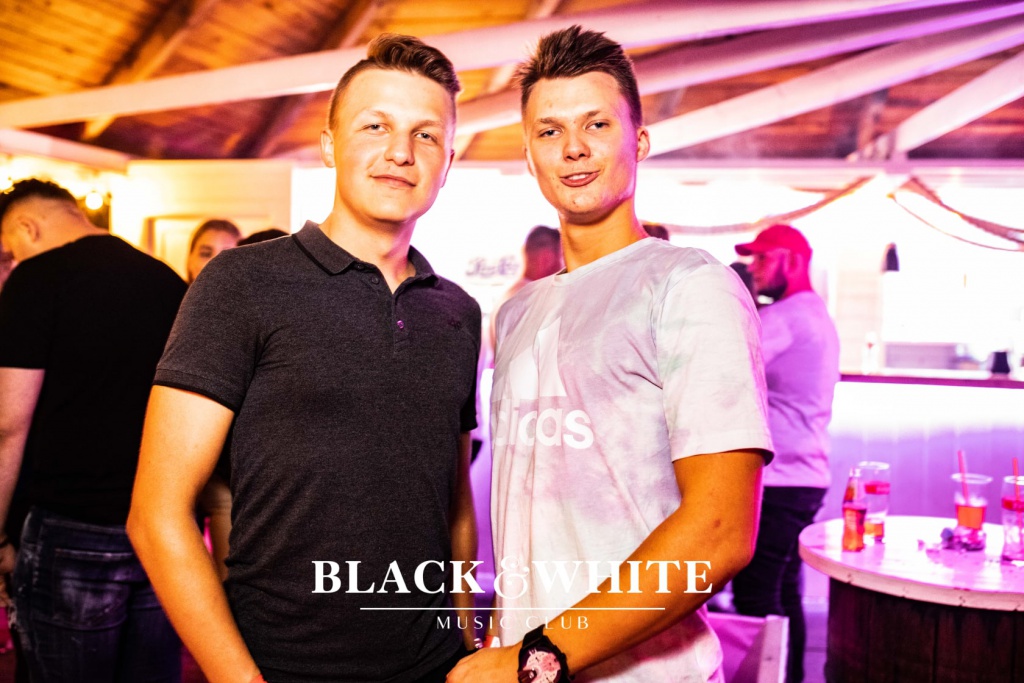 Wac Toja w Clubie Black&White [06.08.2021] - zdjęcie #7 - eOstroleka.pl