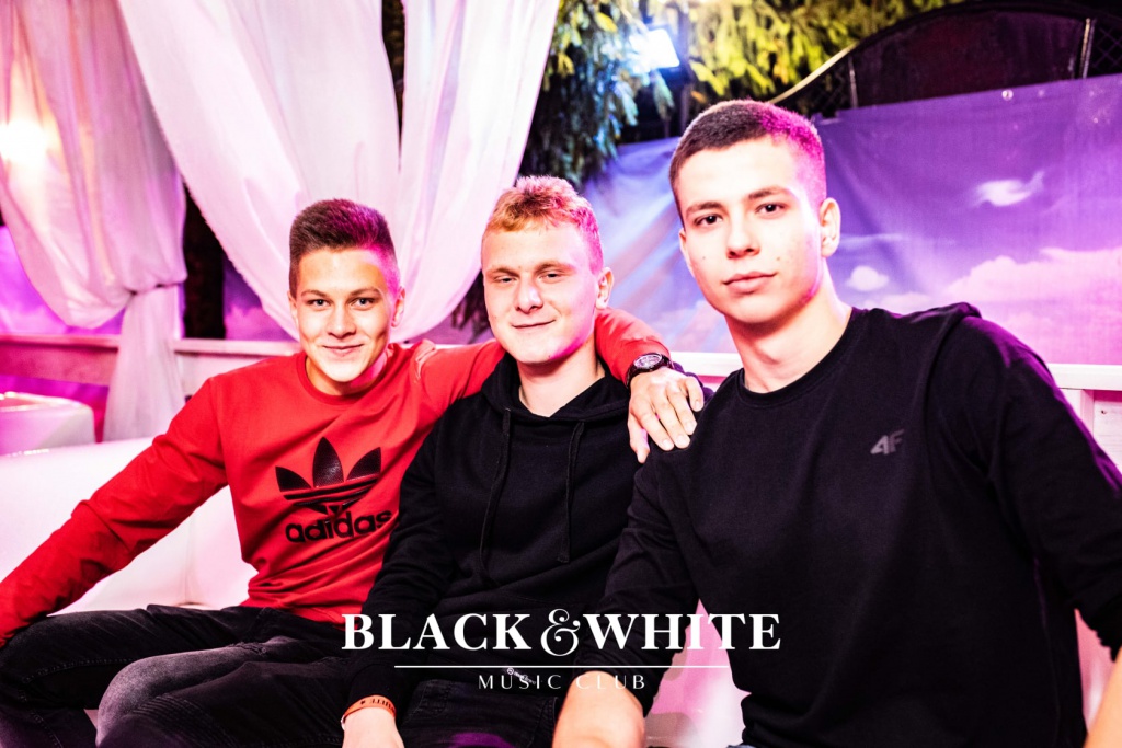 Wac Toja w Clubie Black&White [06.08.2021] - zdjęcie #15 - eOstroleka.pl