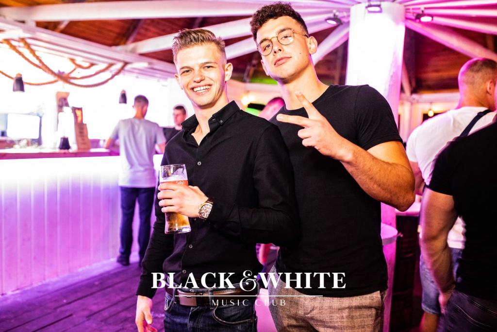 Wac Toja w Clubie Black&White [06.08.2021] - zdjęcie #36 - eOstroleka.pl