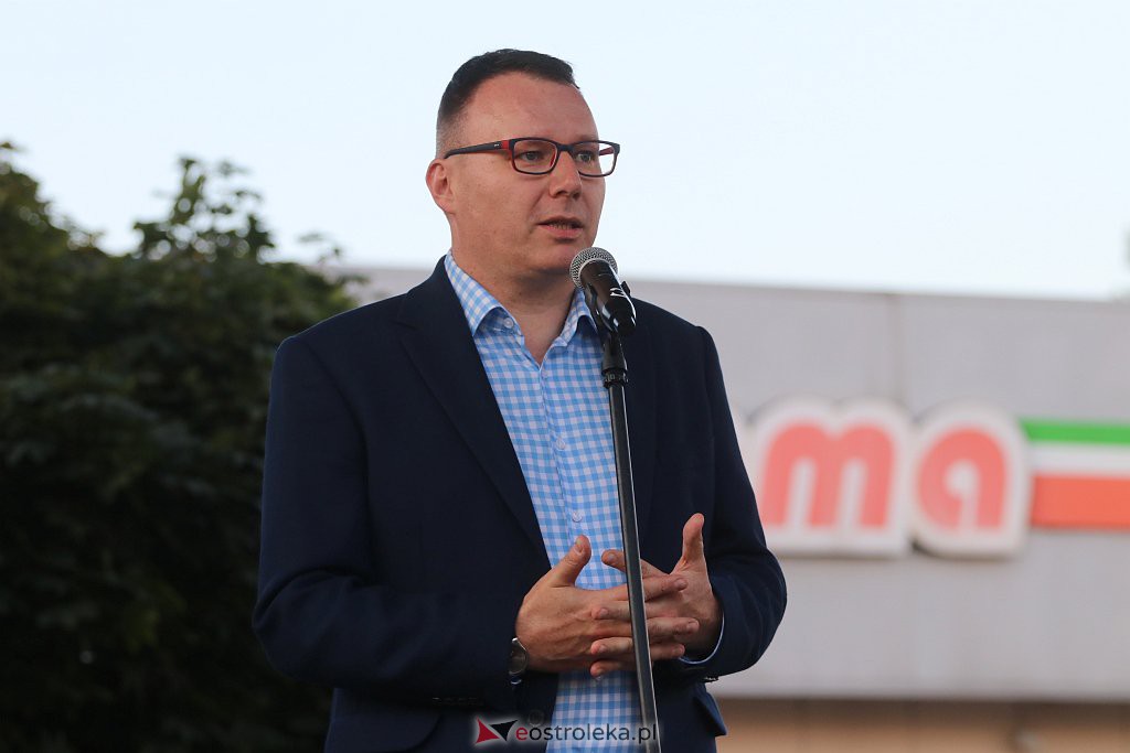 Protest  Wolne Sądy, Wolne Media, Wolne Szkoły, Wolni Ludzie [18.08.2021] - zdjęcie #2 - eOstroleka.pl