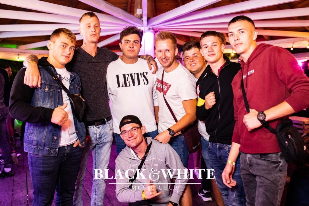 Playboys w Clubie Black&White [14.08.2021] - zdjęcie #10 - eOstroleka.pl