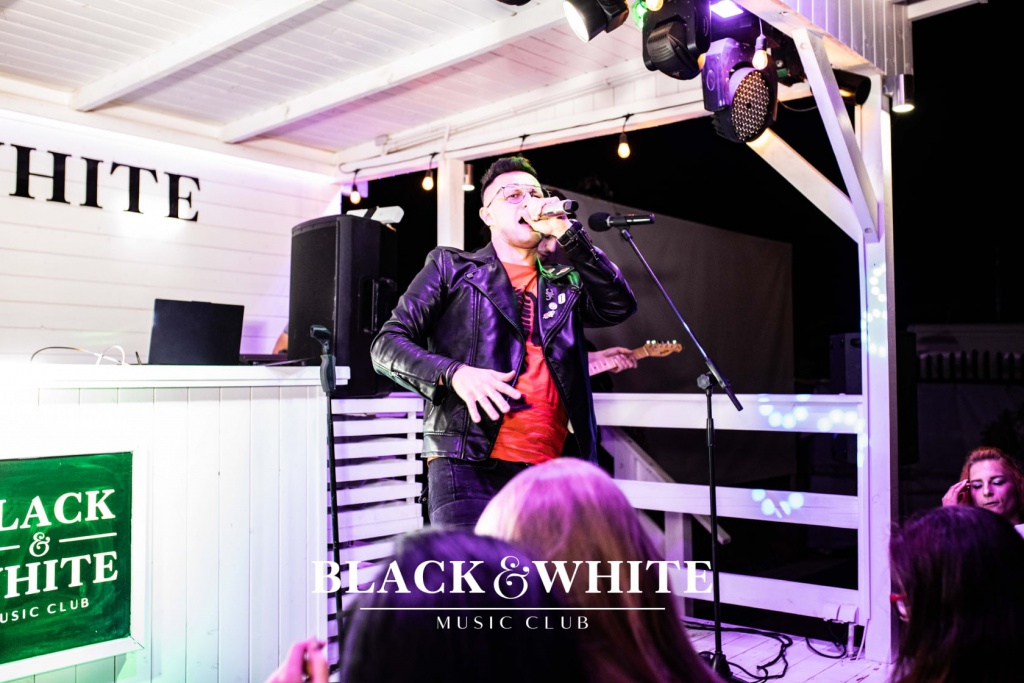 Playboys w Clubie Black&White [14.08.2021] - zdjęcie #40 - eOstroleka.pl