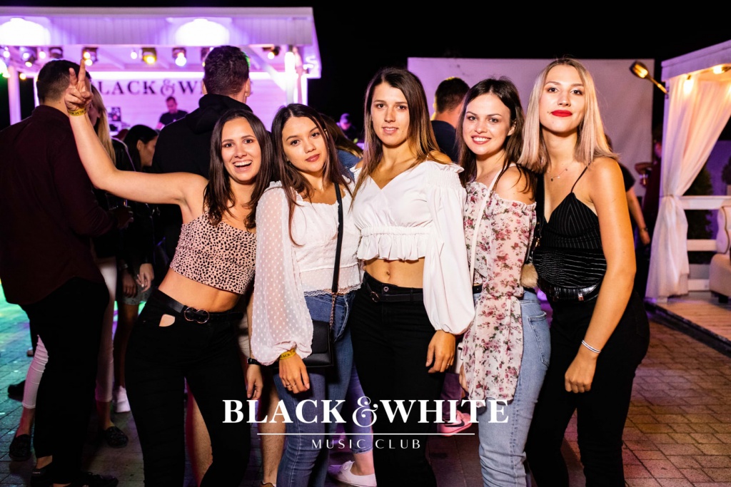 Playboys w Clubie Black&White [14.08.2021] - zdjęcie #42 - eOstroleka.pl