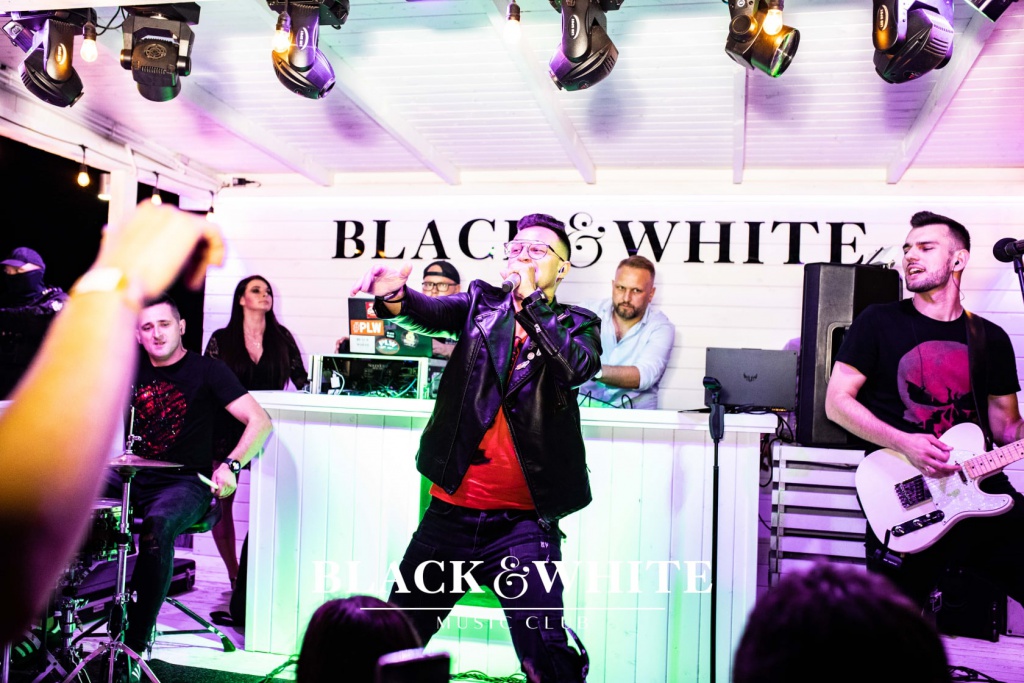 Playboys w Clubie Black&White [14.08.2021] - zdjęcie #9 - eOstroleka.pl