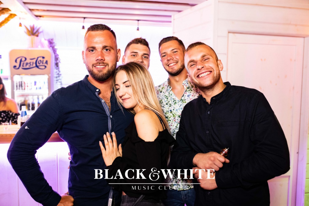 Playboys w Clubie Black&White [14.08.2021] - zdjęcie #8 - eOstroleka.pl