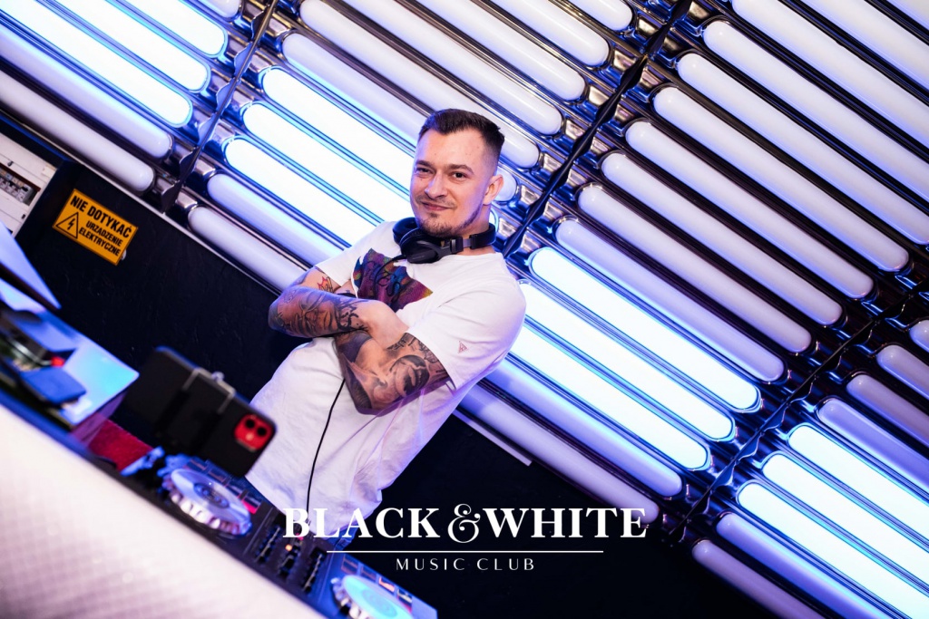 Kizo w Clubie Black&White [13.08.2021] - zdjęcie #1 - eOstroleka.pl