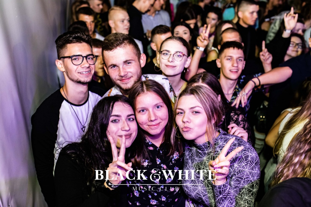 Kizo w Clubie Black&White [13.08.2021] - zdjęcie #10 - eOstroleka.pl