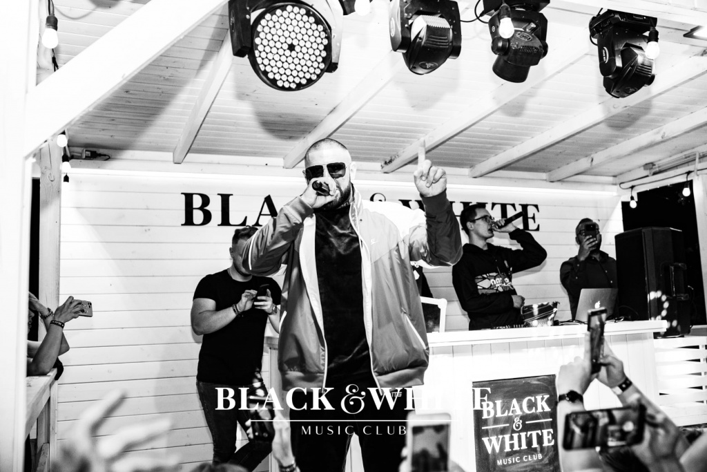 Kizo w Clubie Black&White [13.08.2021] - zdjęcie #53 - eOstroleka.pl