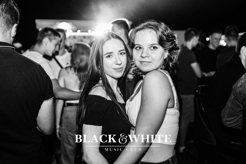 Kizo w Clubie Black&White [13.08.2021] - zdjęcie #77 - eOstroleka.pl