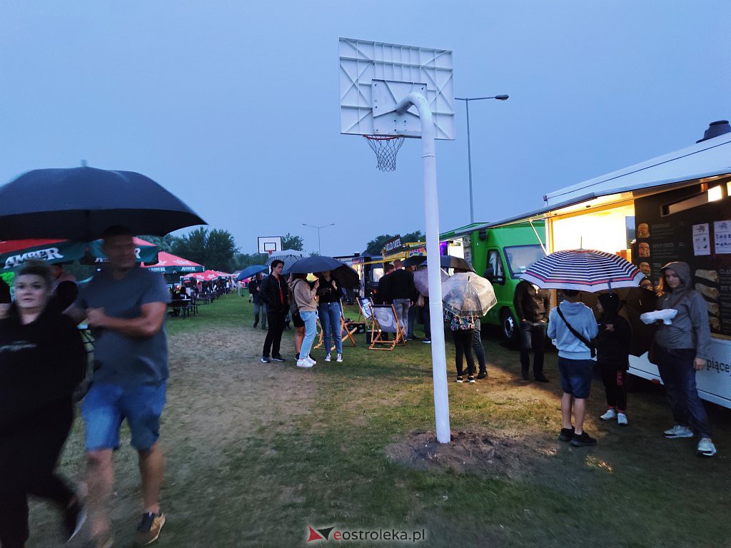 Festiwal Mocne Brzmienia i food trucki na plaży miejskiej [20.08.2021] - zdjęcie #27 - eOstroleka.pl